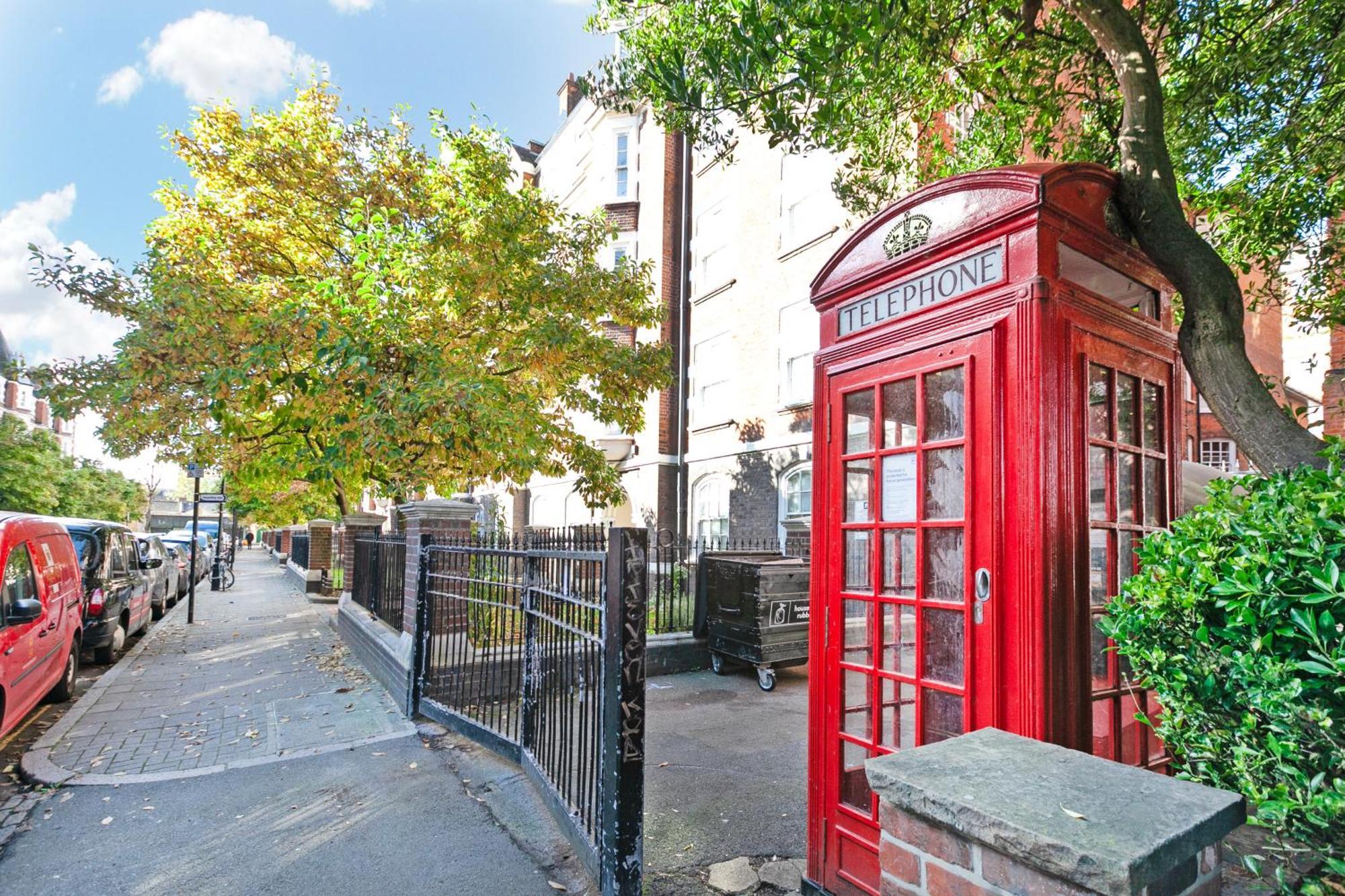 Beautiful 3 Bedroom Flat In Scott Ellis Gardens ロンドン エクステリア 写真